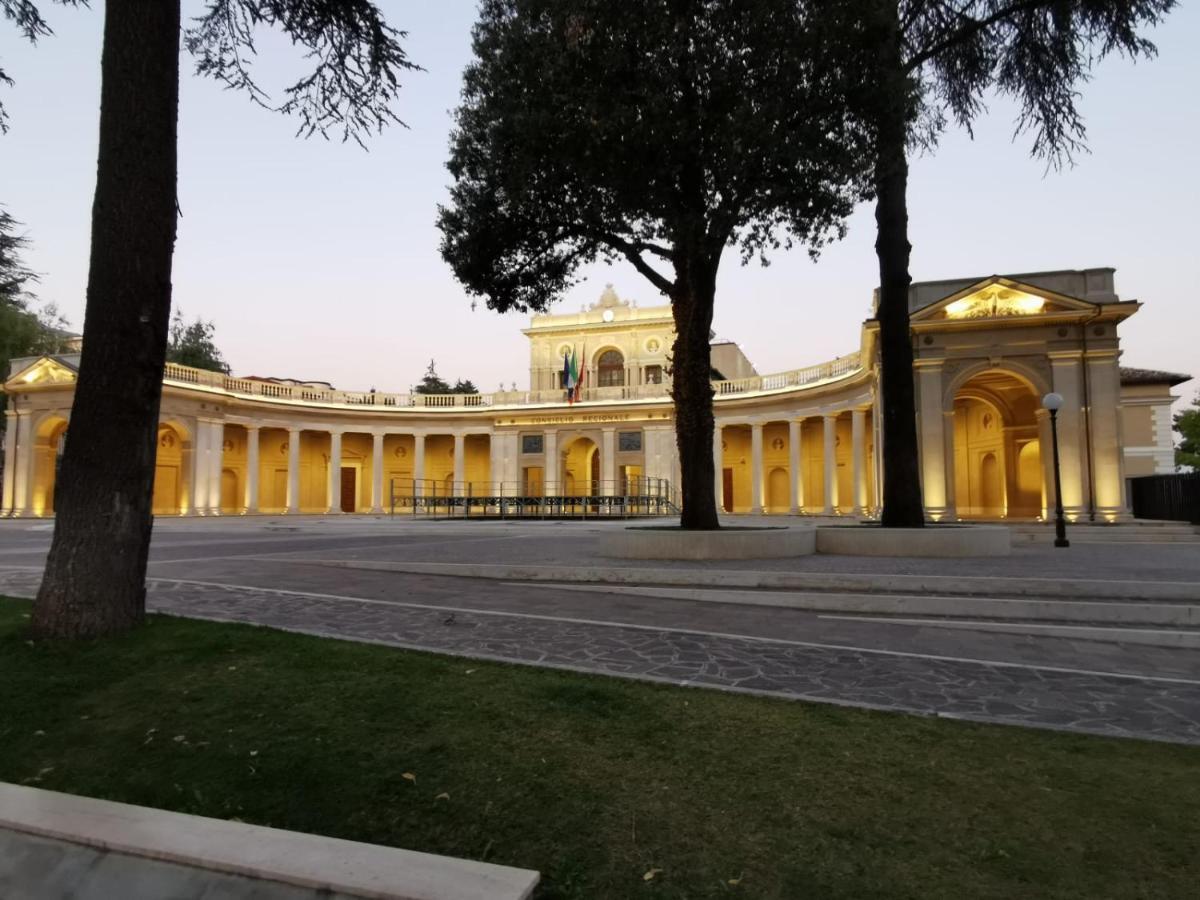Via Roma Bed & Breakfast LʼAquila Dış mekan fotoğraf